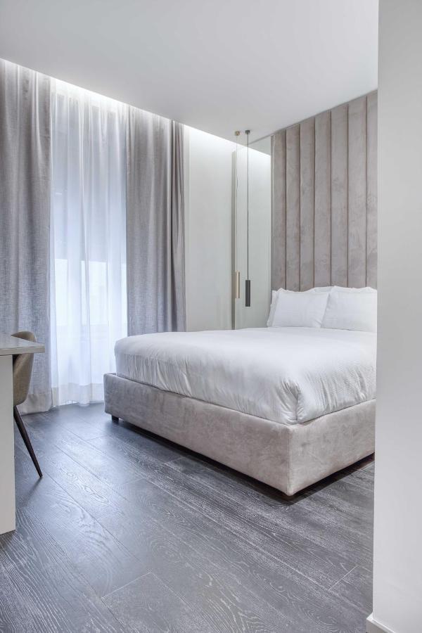 Le Suite Del Corso The Smart Boutique Aparthotel By Ospitami Milan Exterior photo