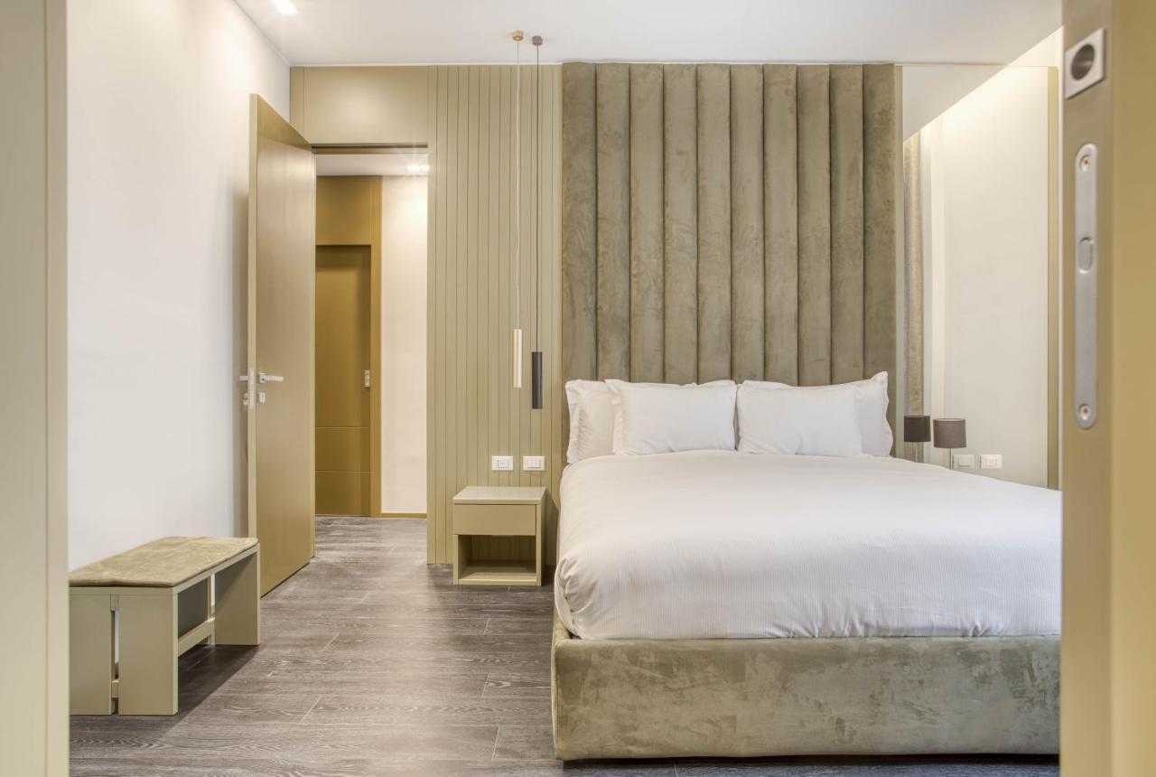 Le Suite Del Corso The Smart Boutique Aparthotel By Ospitami Milan Exterior photo