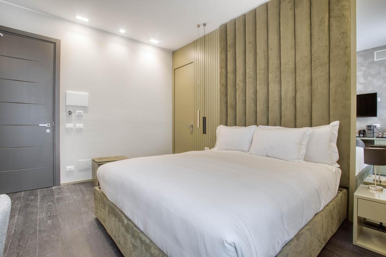 Le Suite Del Corso The Smart Boutique Aparthotel By Ospitami Milan Exterior photo