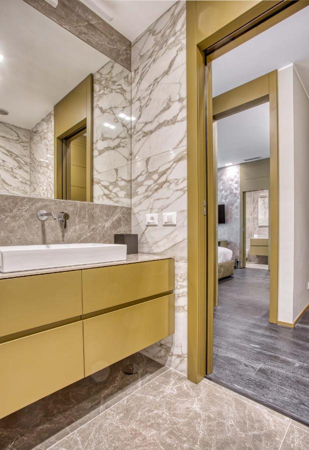 Le Suite Del Corso The Smart Boutique Aparthotel By Ospitami Milan Exterior photo