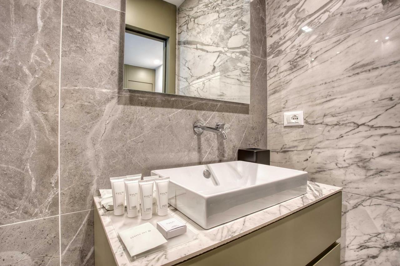 Le Suite Del Corso The Smart Boutique Aparthotel By Ospitami Milan Exterior photo