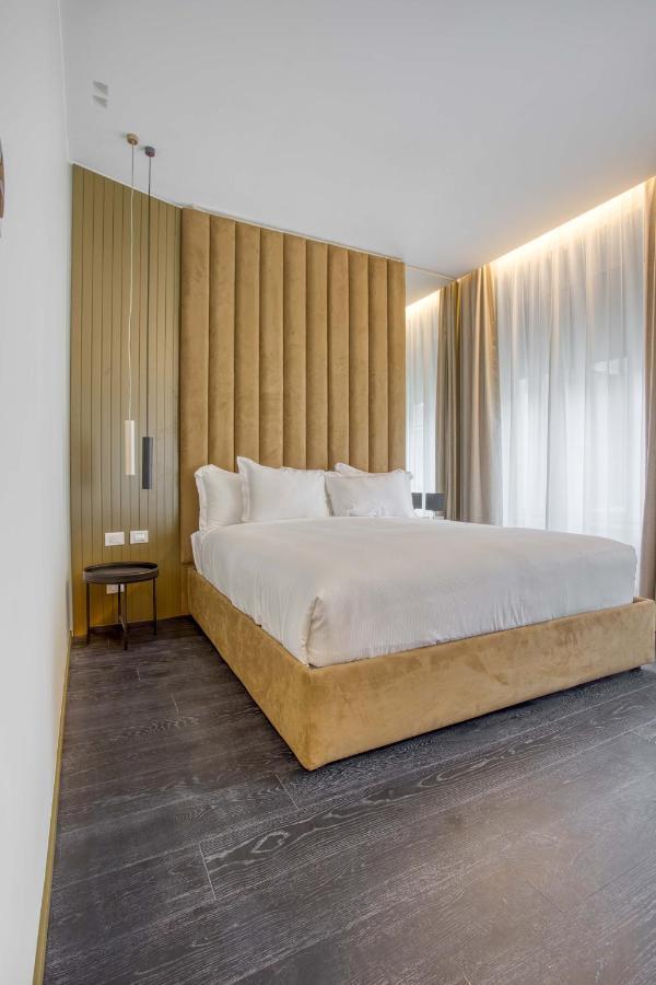 Le Suite Del Corso The Smart Boutique Aparthotel By Ospitami Milan Exterior photo